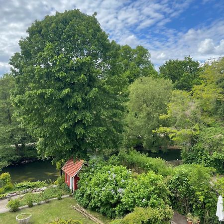 Central Lejlighed Med Udsigt Til Parken Odense Extérieur photo